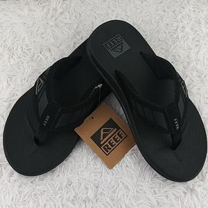 Reef Phantoms Black Rubber Thong Flip Flops nearly new